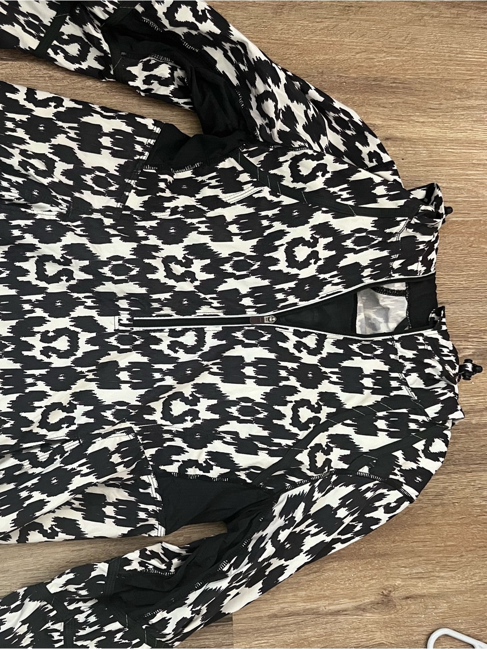 Lululemon Jacket size 6